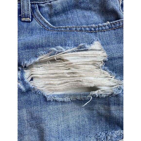 KanCan Distressed Low Rise Shorts With Cuffed Hem Size M - Picture 6 of 7
